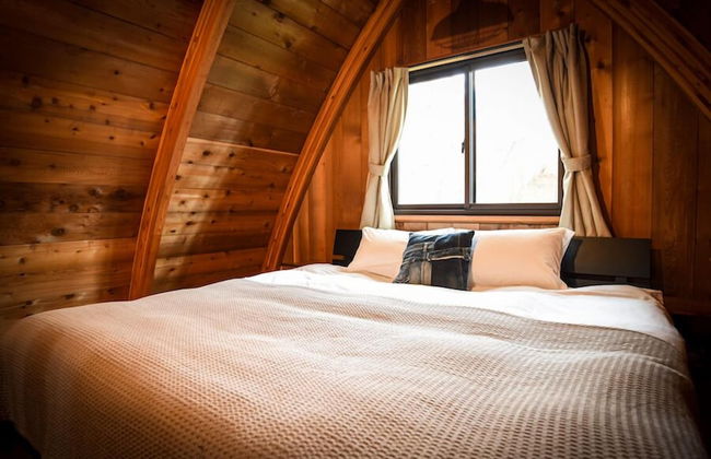 The Hut - Photo 6