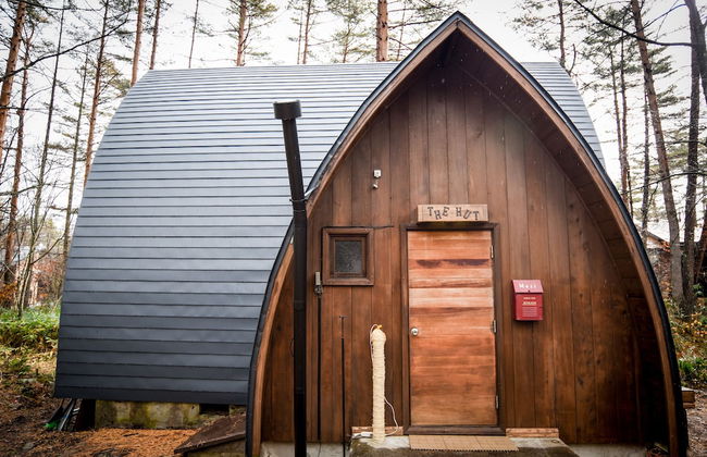 The Hut - Photo 1