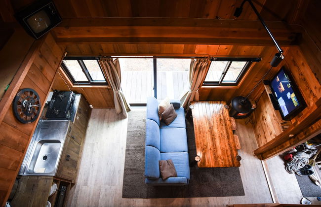 The Hut - Photo 14