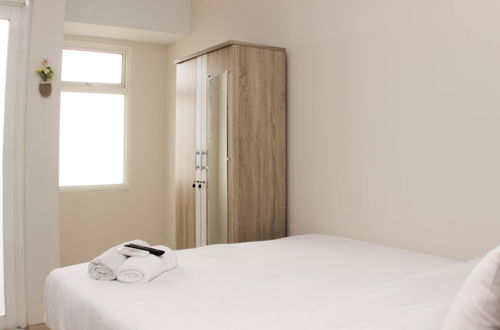 Photo 3 - Cozy And Modern Studio Apartment At Springlake Summarecon Bekasi