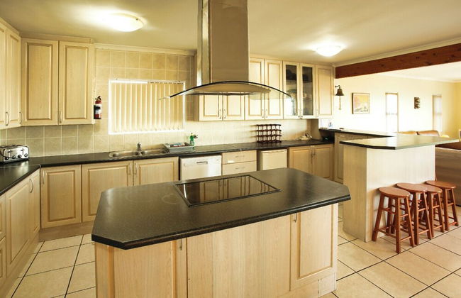 Kian's Place, Langebaan 8-sleeper - Photo 14