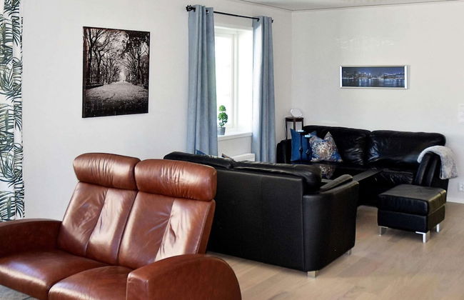 4 Person Holiday Home in Brattvag - Foto 7