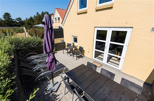 Photo 27 - 8 Person Holiday Home in Blavand