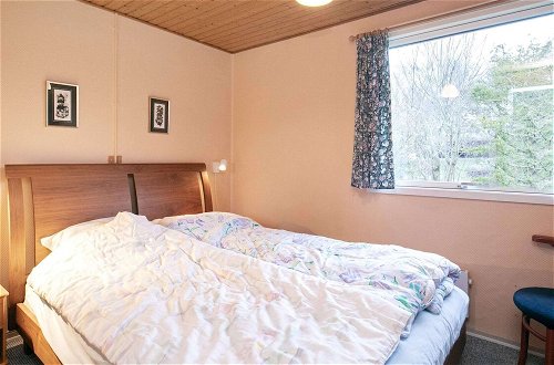 Photo 4 - 4 Person Holiday Home in Millinge