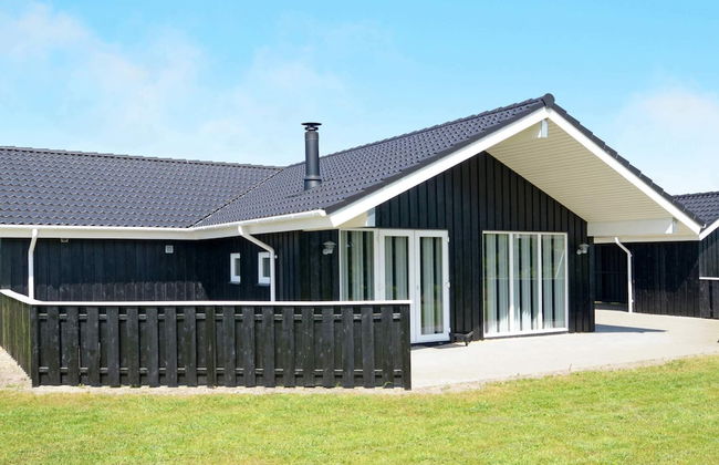 8 Person Holiday Home in Tarm - Foto 16
