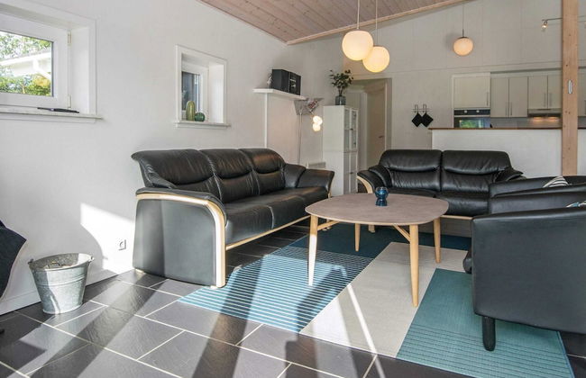 8 Person Holiday Home in Tarm - Foto 7