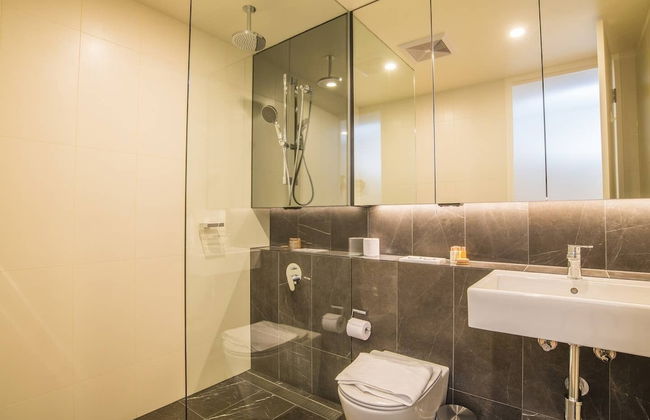 Modern 2bed2bath APT at Neutral Bayparking+wifi - Foto 15