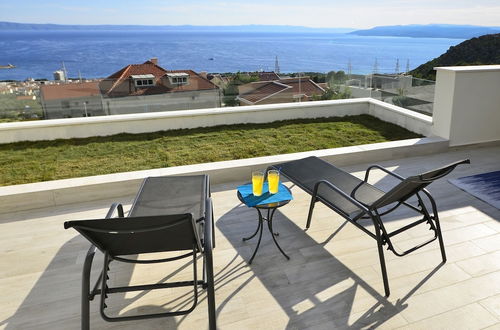 Foto 32 - Villa Nina Makarska With Heated Infinity Pool of 33 m2 and Stunning sea Views