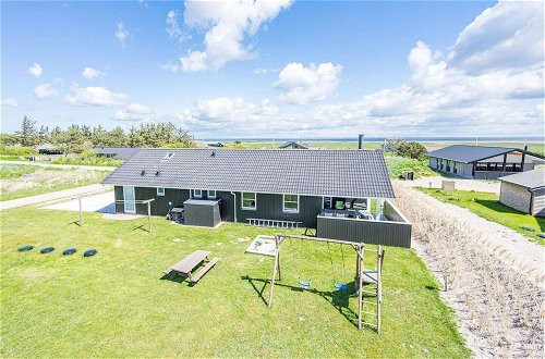 Photo 44 - 8 Person Holiday Home in Hvide Sande