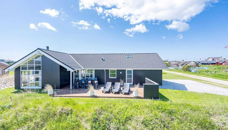 Foto 1 - 8 Person Holiday Home in Hvide Sande