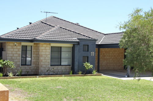 Photo 18 - Byford House on the Scarp