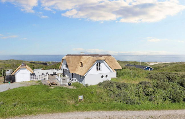 12 Person Holiday Home in Hirtshals-by Traum - Foto 42