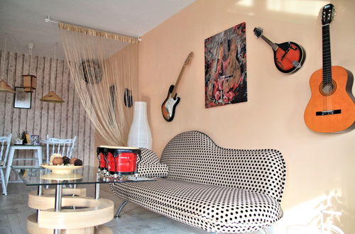 Photo 23 - Vintage apartment in the city jungle