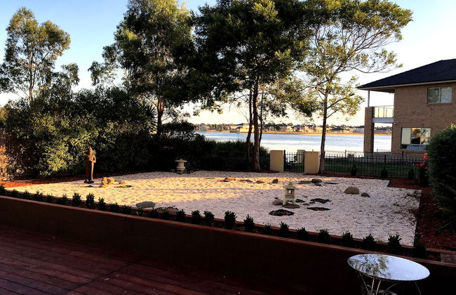 Deluxe Lake View House - Photo 32