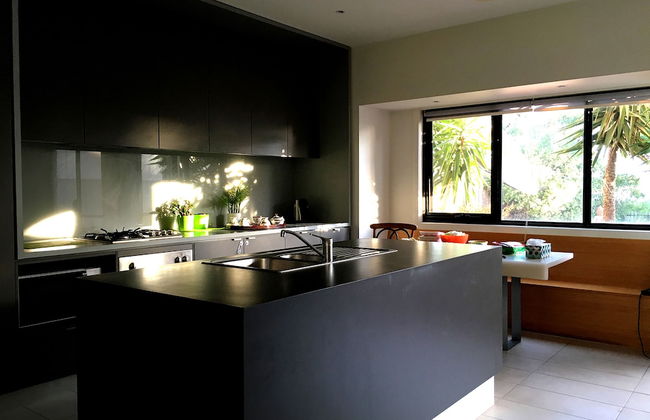 Deluxe Lake View House - Photo 8