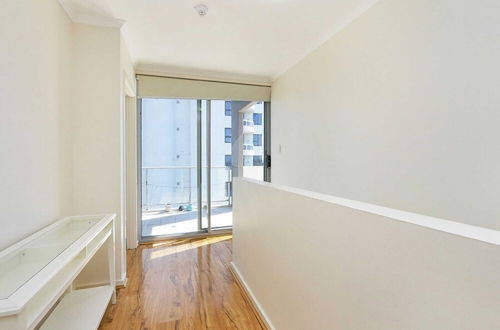 Photo 4 - Stunning Two-storey Apartment in Perth's CBD