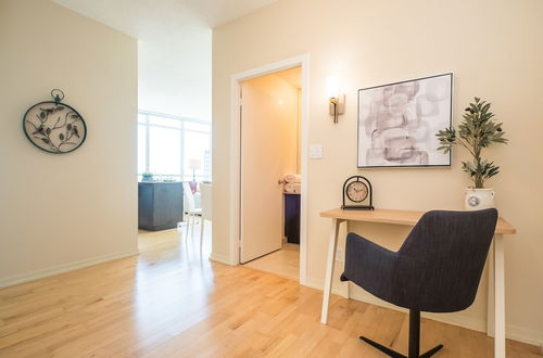 Photo 15 - QuickStay - Premium 2bdrm Downtown Condo