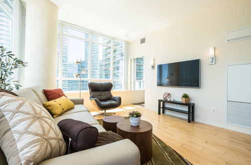 Photo 17 - QuickStay - Premium 2bdrm Downtown Condo