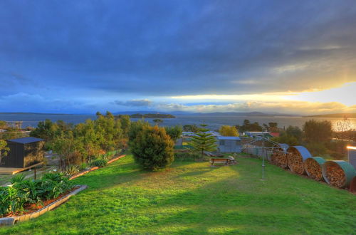 Foto 19 - Discover Bruny Island Holiday Accommodation