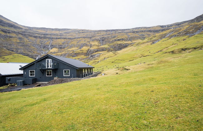 Luxurious & Unique Villa - Beach- Hiking - Photo 1