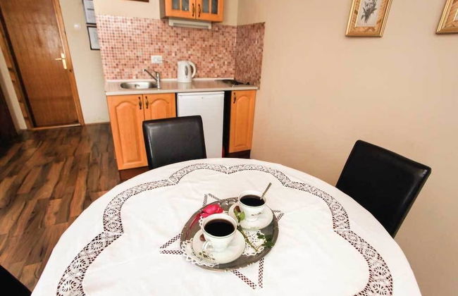 Vila Izvor - Foto 8