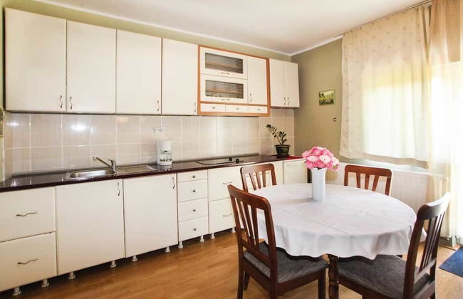 Vila Izvor - Foto 5
