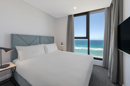 Photo 18 - Meriton Suites Surfers Paradise