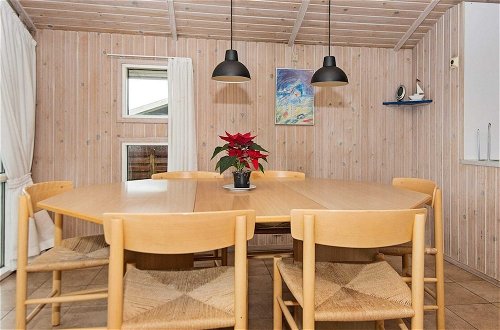 Foto 4 - 6 Person Holiday Home in Bjert