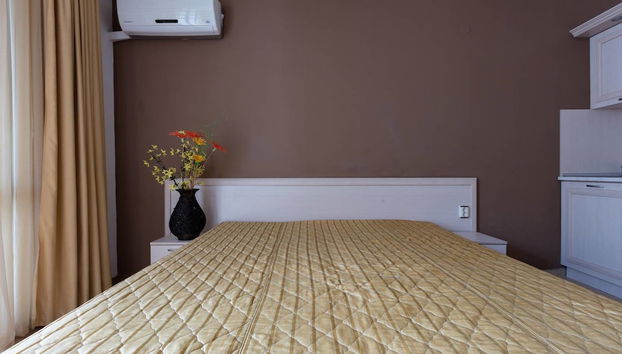 Studio with Balcony & Pool View - Foto 5, Habitación