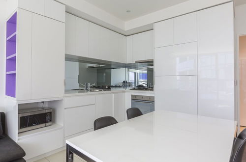 Photo 15 - Apartments Melbourne Domain - New Quay Docklands