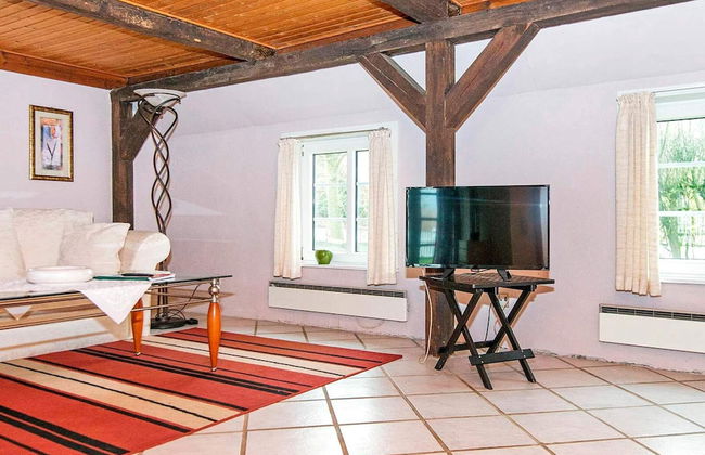 6 Person Holiday Home in Hojer - Foto 17