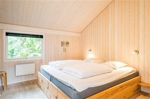Photo 4 - 8 Person Holiday Home in Oksbol