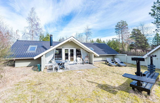 8 Person Holiday Home in Henne - Foto 1