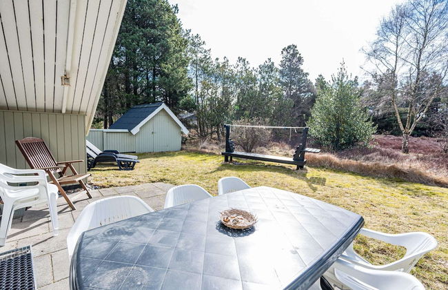 8 Person Holiday Home in Henne - Foto 19