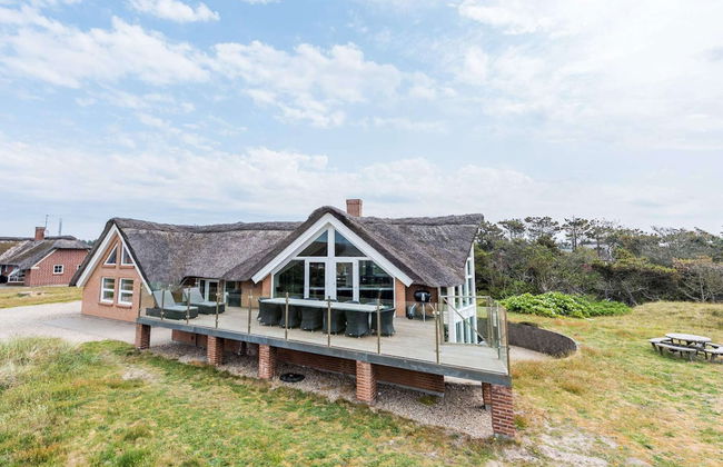 12 Person Holiday Home in Blavand - Foto 1