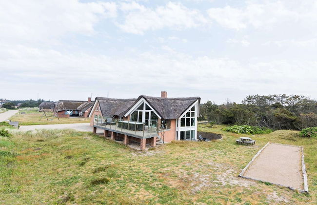 12 Person Holiday Home in Blavand - Foto 41