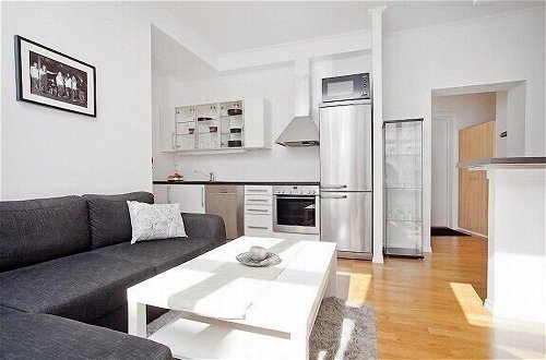 Photo 12 - Modern Apartment In The City Center