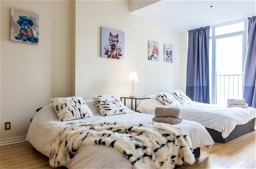 Photo 3 - Airy Downtown Apartments by Nuage