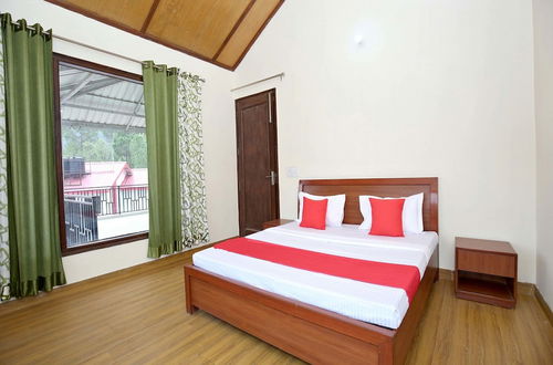 Photo 3 - OYO Home 13529 Exotic 3BHK