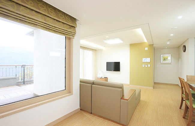 High1 Condominium - Foto 18