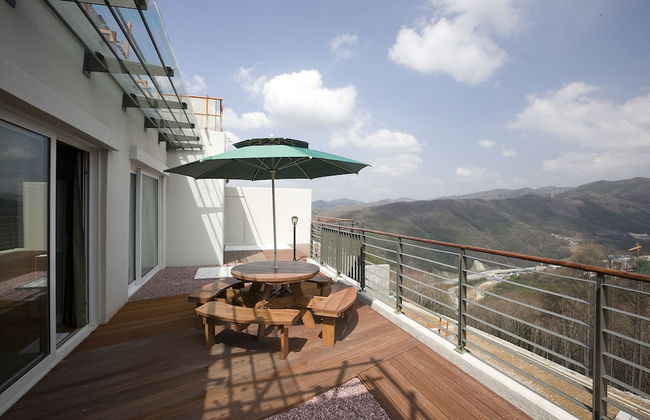 High1 Condominium - Foto 26