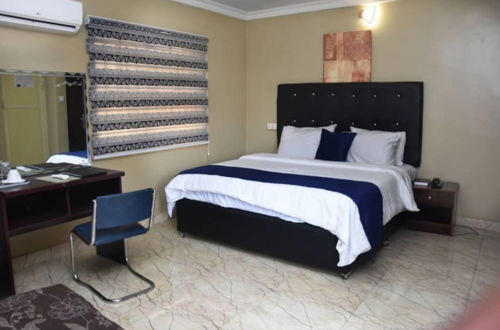 Photo 4 - Impeccable 1-bed Executive Luxury Hotel Apartment