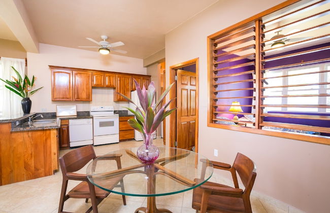 Yellow Bird - Photo 18