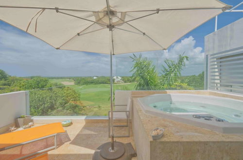 Photo 3 - Stylish Penthouse With hot tub and Amazing Views