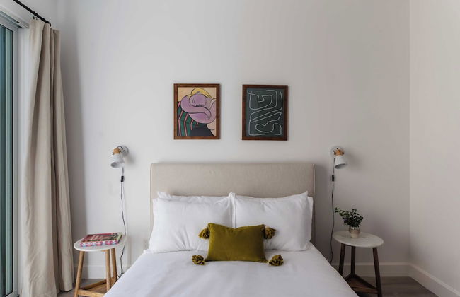 Julep by Avantstay Stylish 9 BR Estate w/ Mid-century Modern Decor - Photo 48