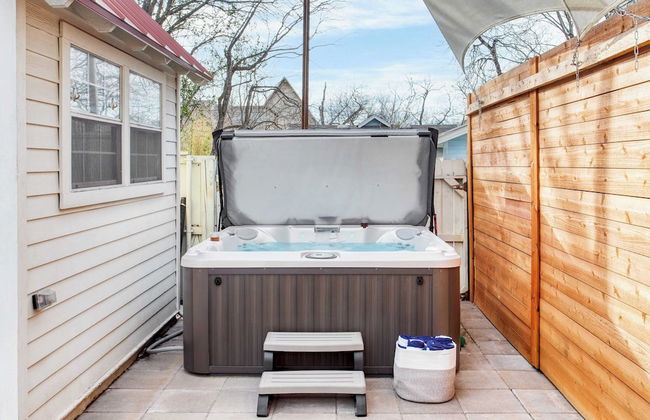 Ramsey by Avantstay Modern Character Home in Austin w/ Pool! - Foto 8