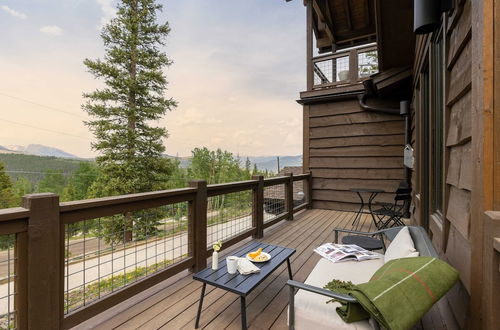 Photo 31 - Dillon by Avantstay Private Mountain Home w/ Hot Tub w/ Views & Shuffleboard