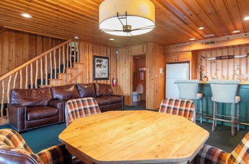 Photo 17 - Shoreline Lakehouse by Avantstay Majestic Lakefront Cabin w/ Hot Tub & Fire Pit