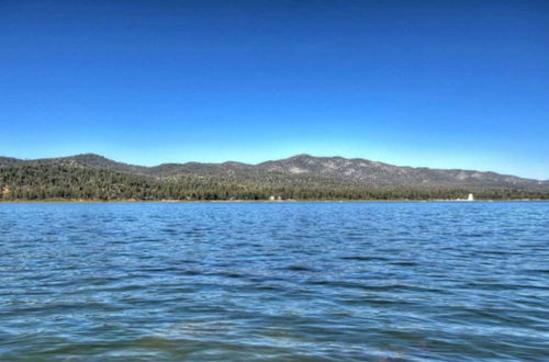 Photo 34 - Shoreline Lakehouse by Avantstay Majestic Lakefront Cabin w/ Hot Tub & Fire Pit