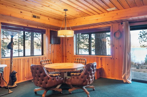 Photo 12 - Shoreline Lakehouse by Avantstay Majestic Lakefront Cabin w/ Hot Tub & Fire Pit